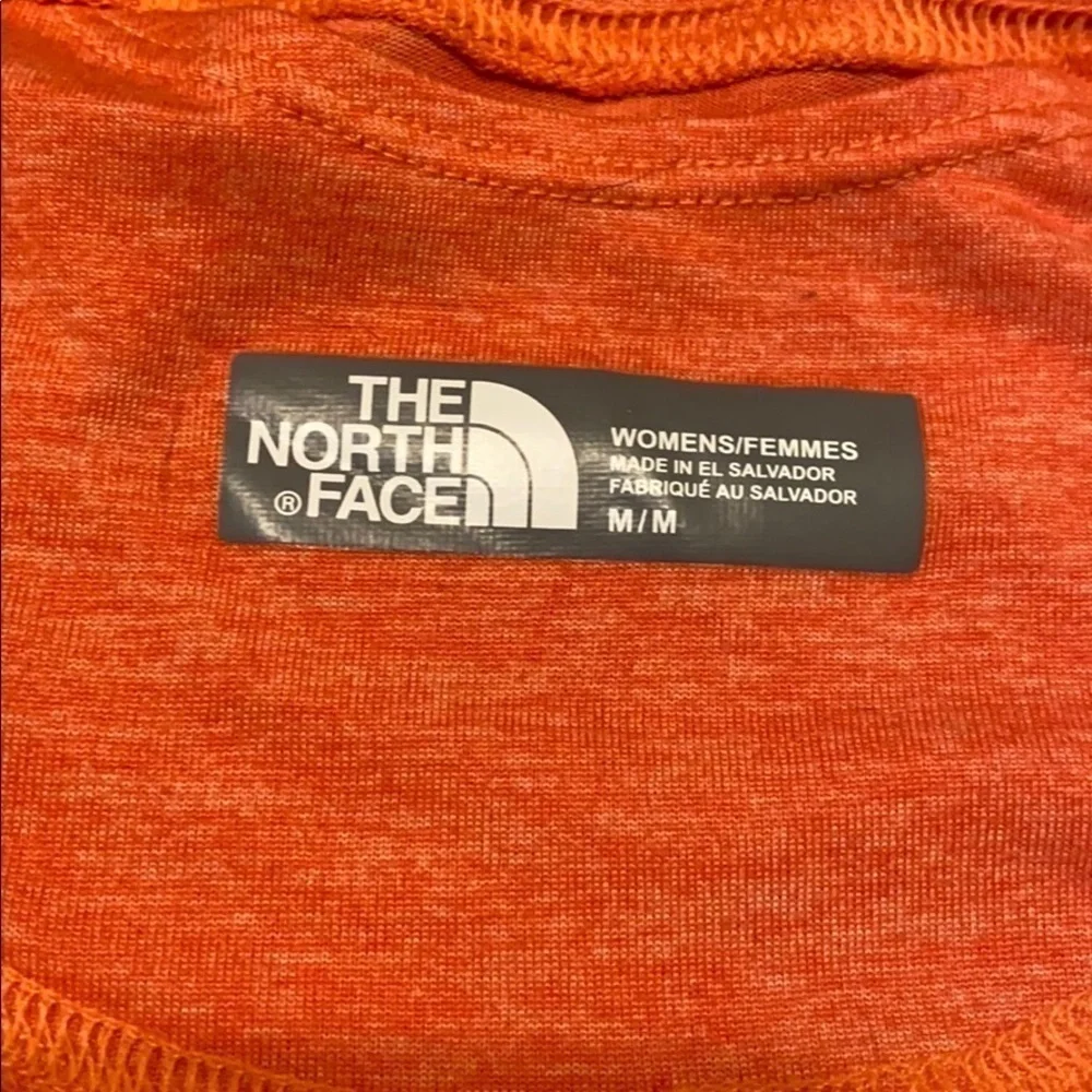 The north face women’s orange tee size medium - Picture 3 of 4